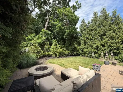 48 New York Avenue Metuchen NJ 08840