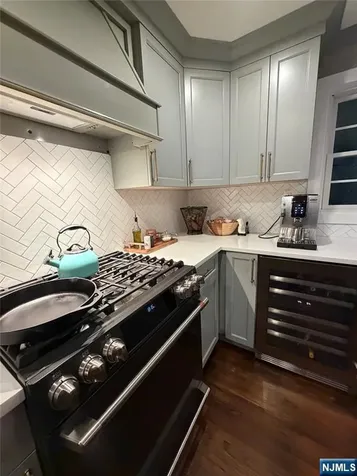48 New York Avenue Metuchen NJ 08840