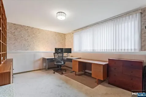 9 Arthur Terrace Livingston NJ 07039