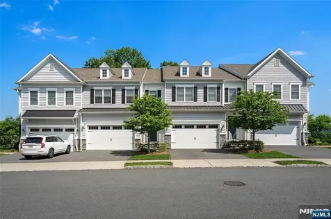 3 Azalea Lane Cedar Grove NJ 07009