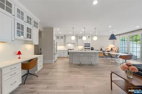 3 Azalea Lane Cedar Grove NJ 07009