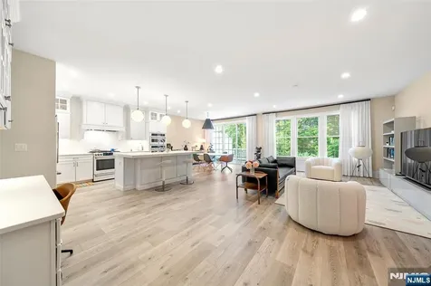 3 Azalea Lane Cedar Grove NJ 07009
