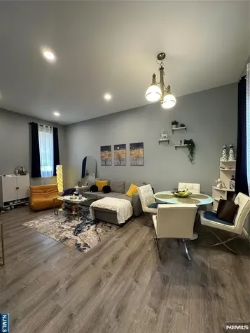128 Locust Avenue Wallington NJ 07057