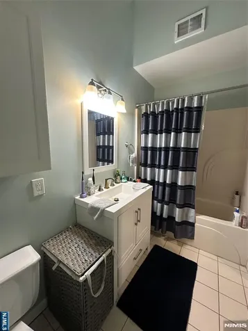 128 Locust Avenue Wallington NJ 07057