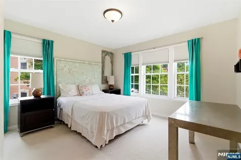 18 Birchwood Lane North Haledon NJ 07508