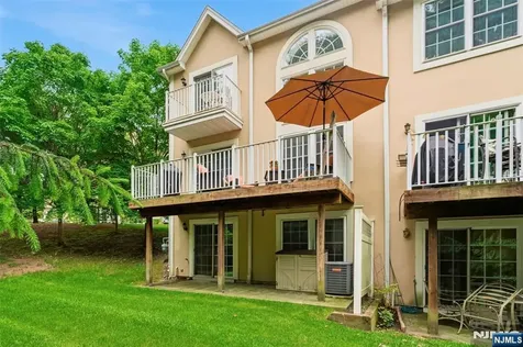 18 Birchwood Lane North Haledon NJ 07508