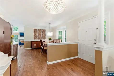 18 Birchwood Lane North Haledon NJ 07508