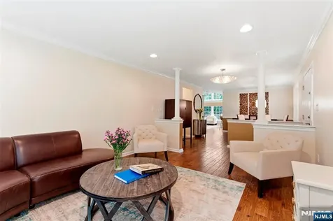 18 Birchwood Lane North Haledon NJ 07508