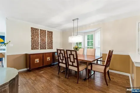 18 Birchwood Lane North Haledon NJ 07508