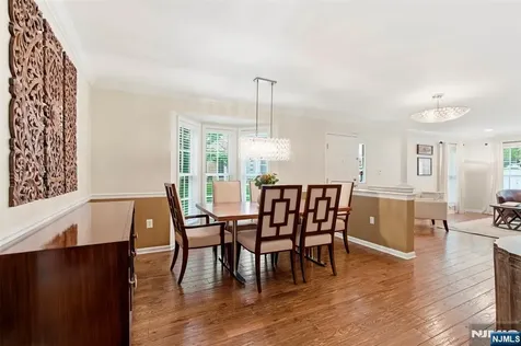 18 Birchwood Lane North Haledon NJ 07508