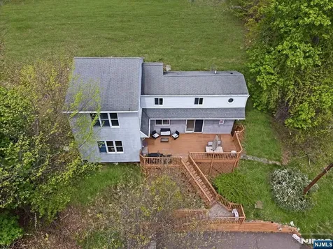 17 Albanese Road Haledon NJ 07508