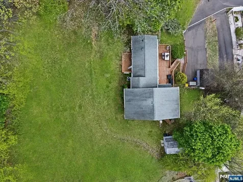 17 Albanese Road Haledon NJ 07508