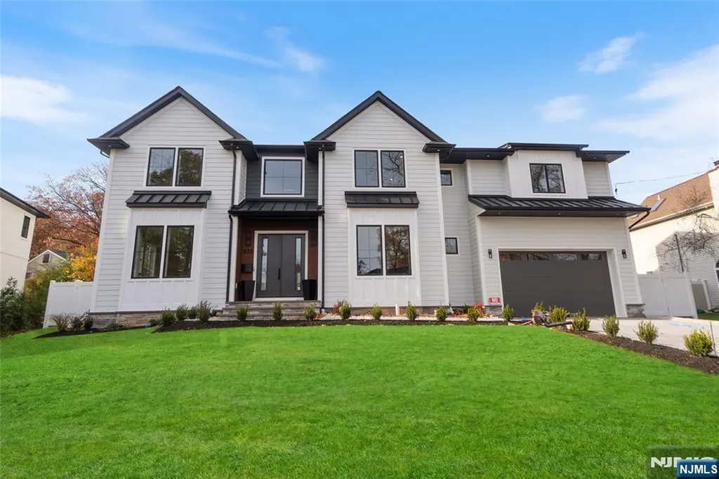 333 Harrison Street Paramus NJ 07652