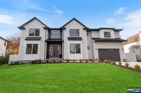 333 Harrison Street Paramus NJ 07652