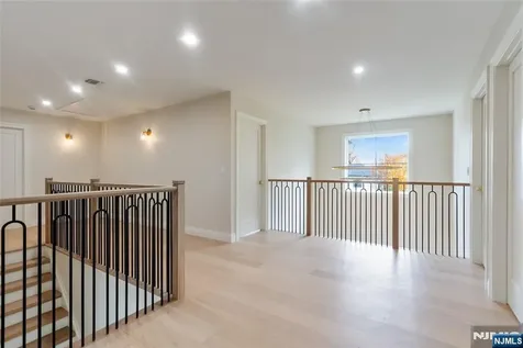 333 Harrison Street Paramus NJ 07652