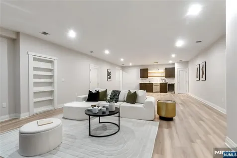 333 Harrison Street Paramus NJ 07652