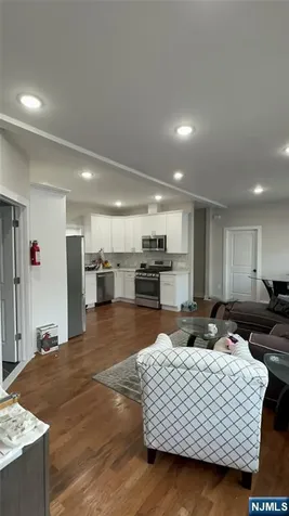 913 Union Street Linden NJ 07036
