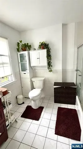 33 Harvey Avenue Rochelle Park NJ 07662