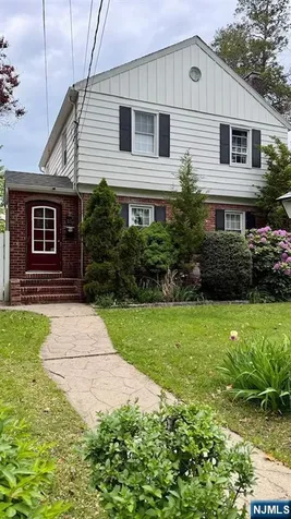 33 Harvey Avenue Rochelle Park NJ 07662