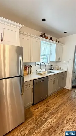 33 Harvey Avenue Rochelle Park NJ 07662