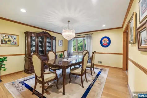12 Sandalwood Drive Livingston NJ 07039