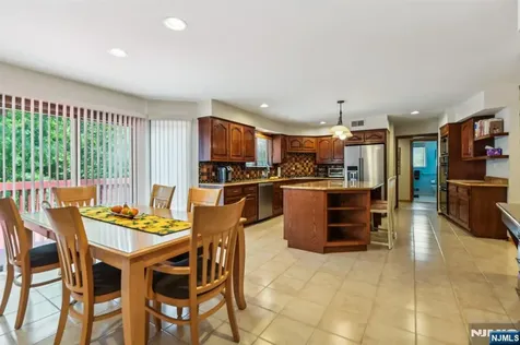 12 Sandalwood Drive Livingston NJ 07039