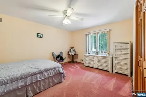 12 Sandalwood Drive Livingston NJ 07039