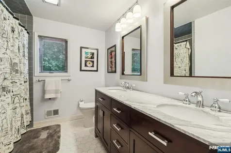 12 Sandalwood Drive Livingston NJ 07039