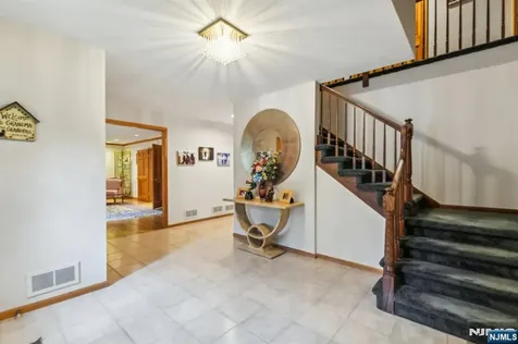 12 Sandalwood Drive Livingston NJ 07039
