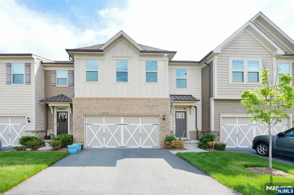 27 Winfield Drive Woodcliff Lake NJ 07677