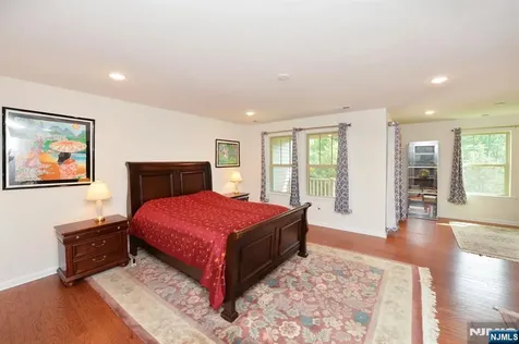 27 Winfield Drive Woodcliff Lake NJ 07677
