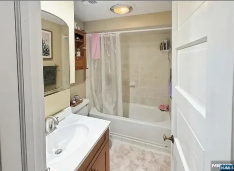 68 Washington Avenue Rutherford NJ 07070