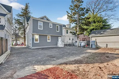 182 N Maple Avenue East Orange NJ 07017