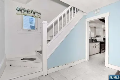 49 S Franklin Avenue Bergenfield NJ 07621