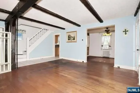 49 S Franklin Avenue Bergenfield NJ 07621