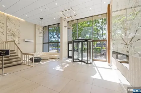 1203 River Road Edgewater NJ 07020