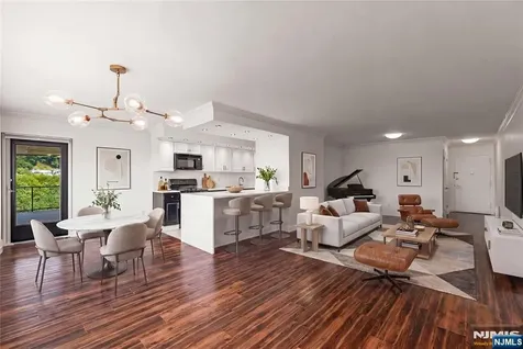 1203 River Road Edgewater NJ 07020