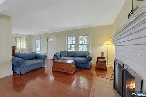 69 Highland Avenue Midland Park NJ 07432
