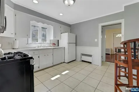 69 Highland Avenue Midland Park NJ 07432