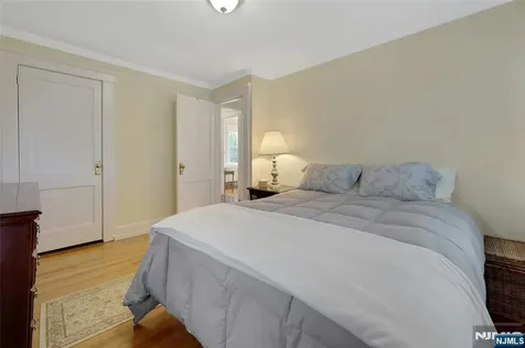 69 Highland Avenue Midland Park NJ 07432