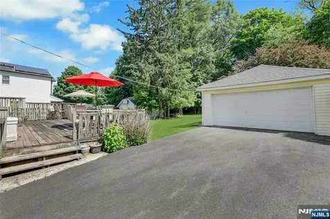 69 Highland Avenue Midland Park NJ 07432