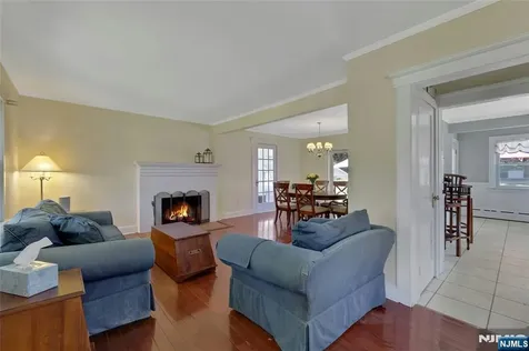 69 Highland Avenue Midland Park NJ 07432
