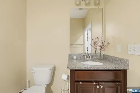 13 Dahlia Lane Garfield NJ 07026