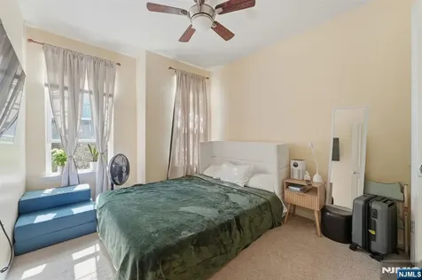13 Dahlia Lane Garfield NJ 07026