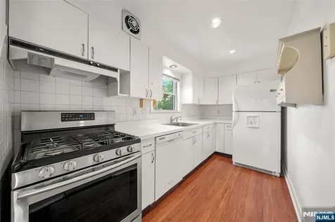 151 E Palisade Avenue Englewood NJ 07631