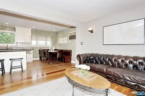 87 Barbara Road Dumont NJ 07628