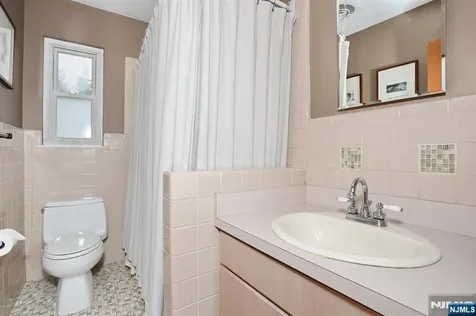 87 Barbara Road Dumont NJ 07628