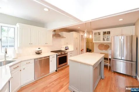 66 Hurley Avenue Wyckoff NJ 07481