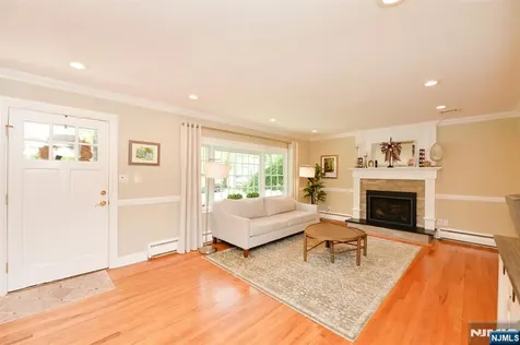 66 Hurley Avenue Wyckoff NJ 07481