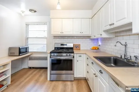 24 Hutton Avenue West Orange NJ 07052